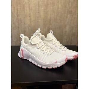 SZ 9.5w - Nike Women's Free Metcon, Wht/Pink, New w/o box